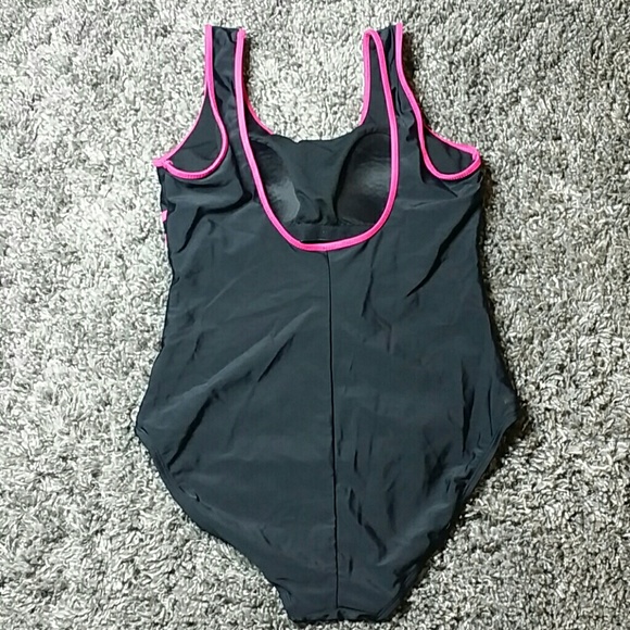 Catalina one piece Bathing suit.  12 - Picture 2 of 5
